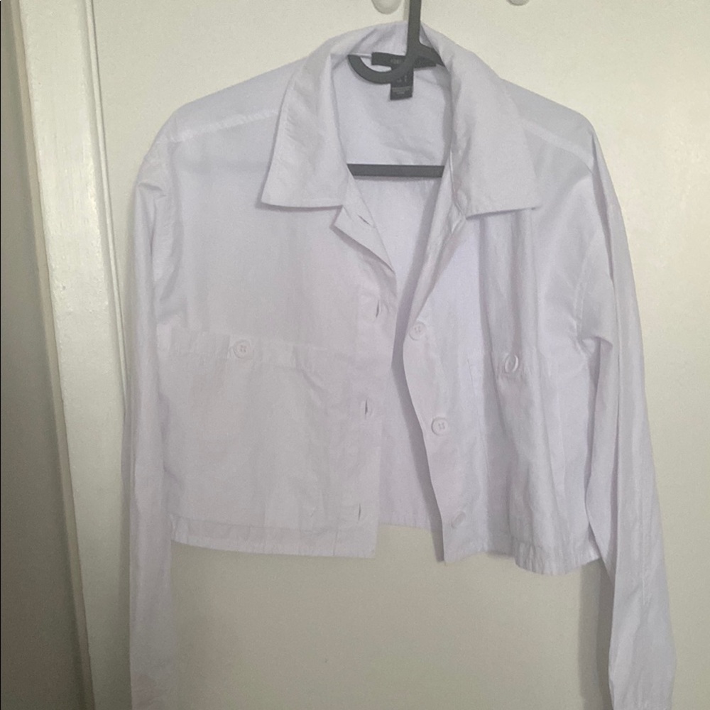 White Button-Up Cropped Jacket - Picture 2 of 3